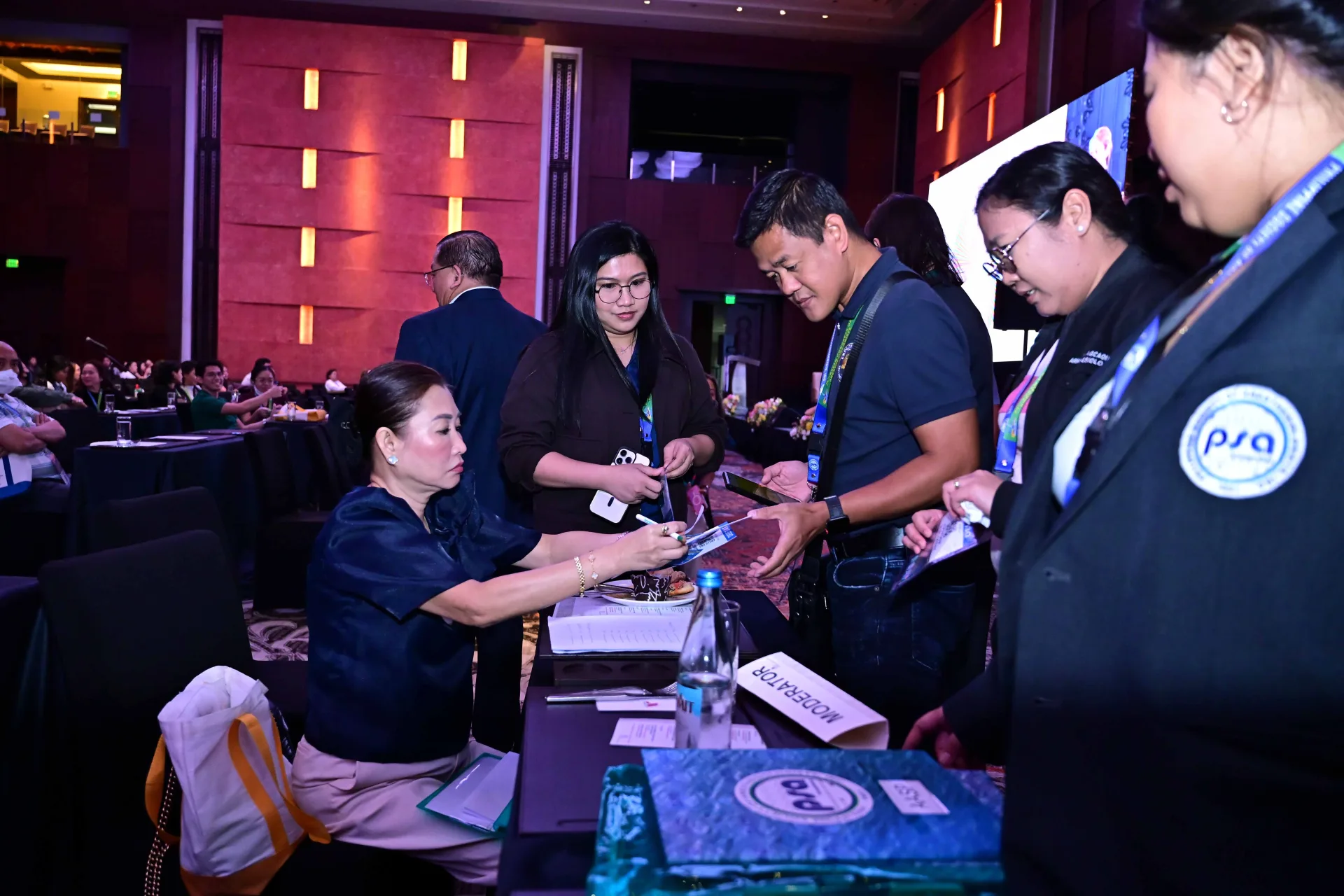 CLOSING CEREMONIES & RAFFLE