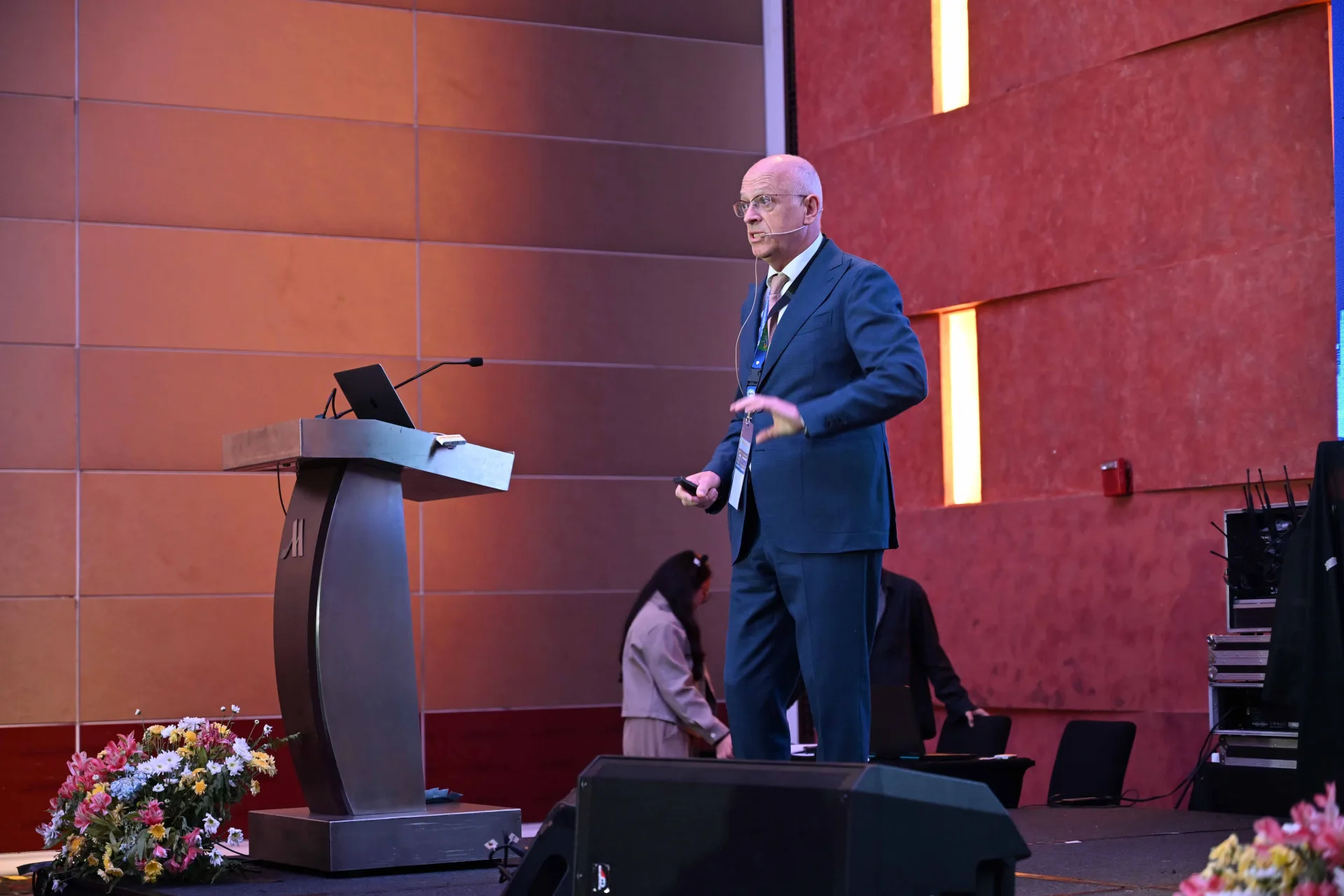 PLENARY LECTURES
