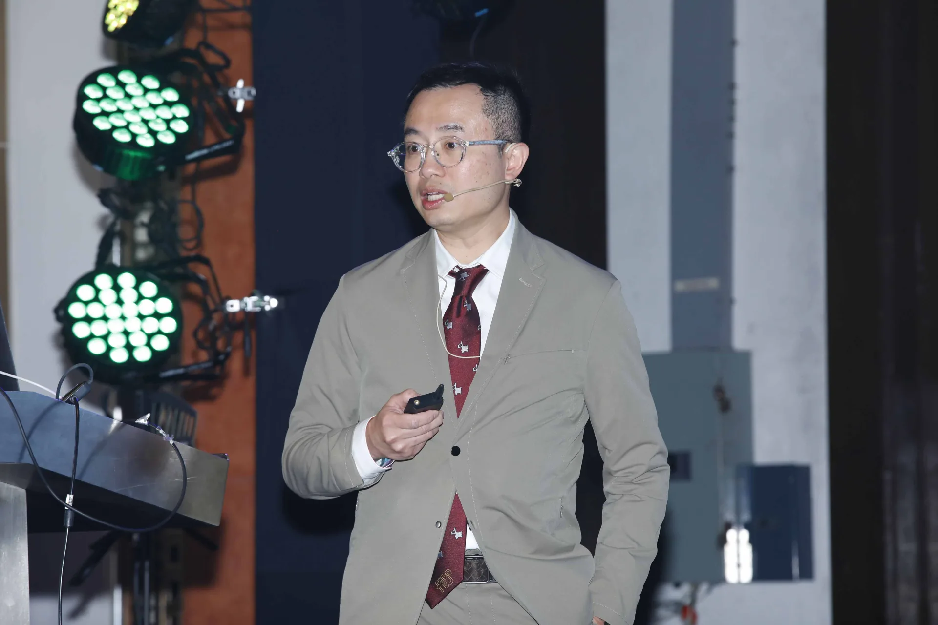 PLENARY LECTURES